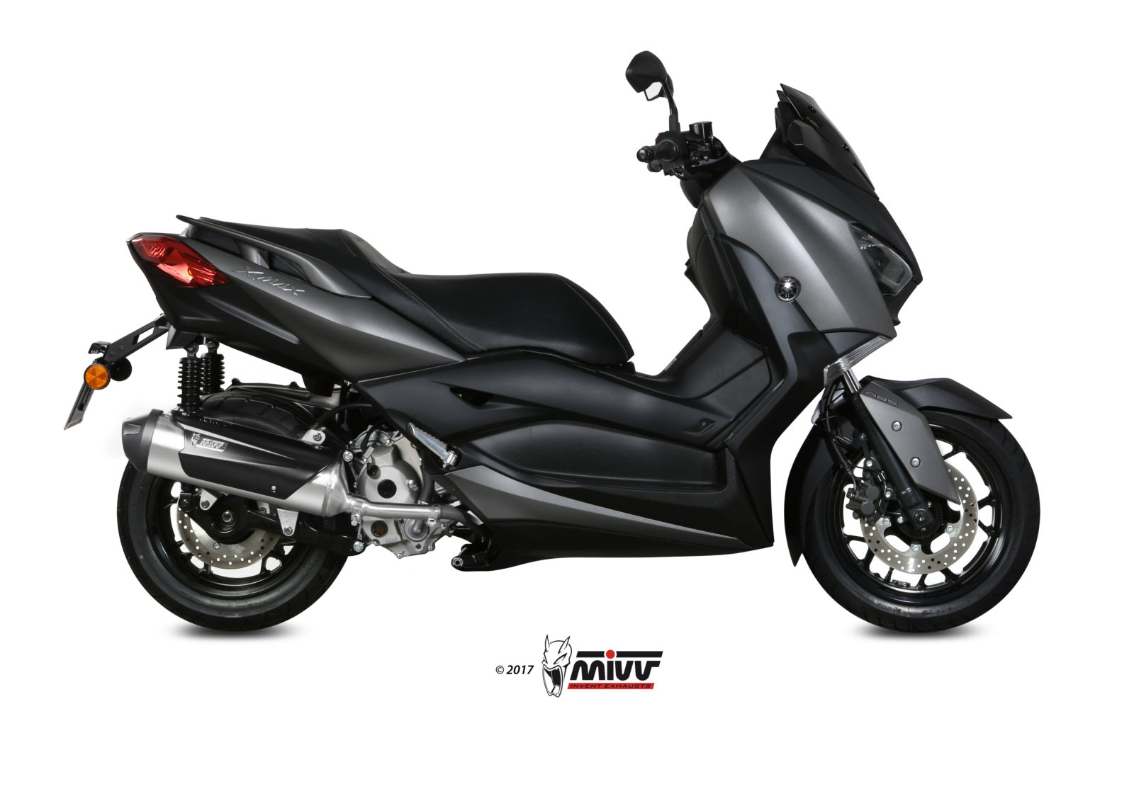 mivv-urban-c-ya-0011-b-scarico-slip-on-per-yamaha-x-max-300-2017-2020 image 3