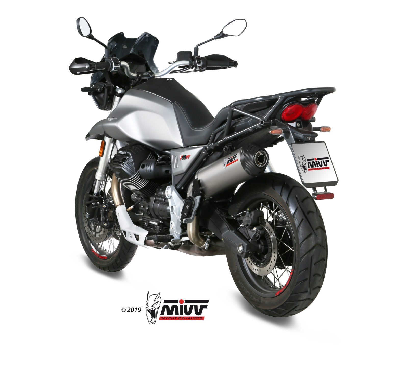 mivv-oval-m-013-lnc-scarico-slip-on-per-moto-guzzi-v85-tt-2019-2024 image 3