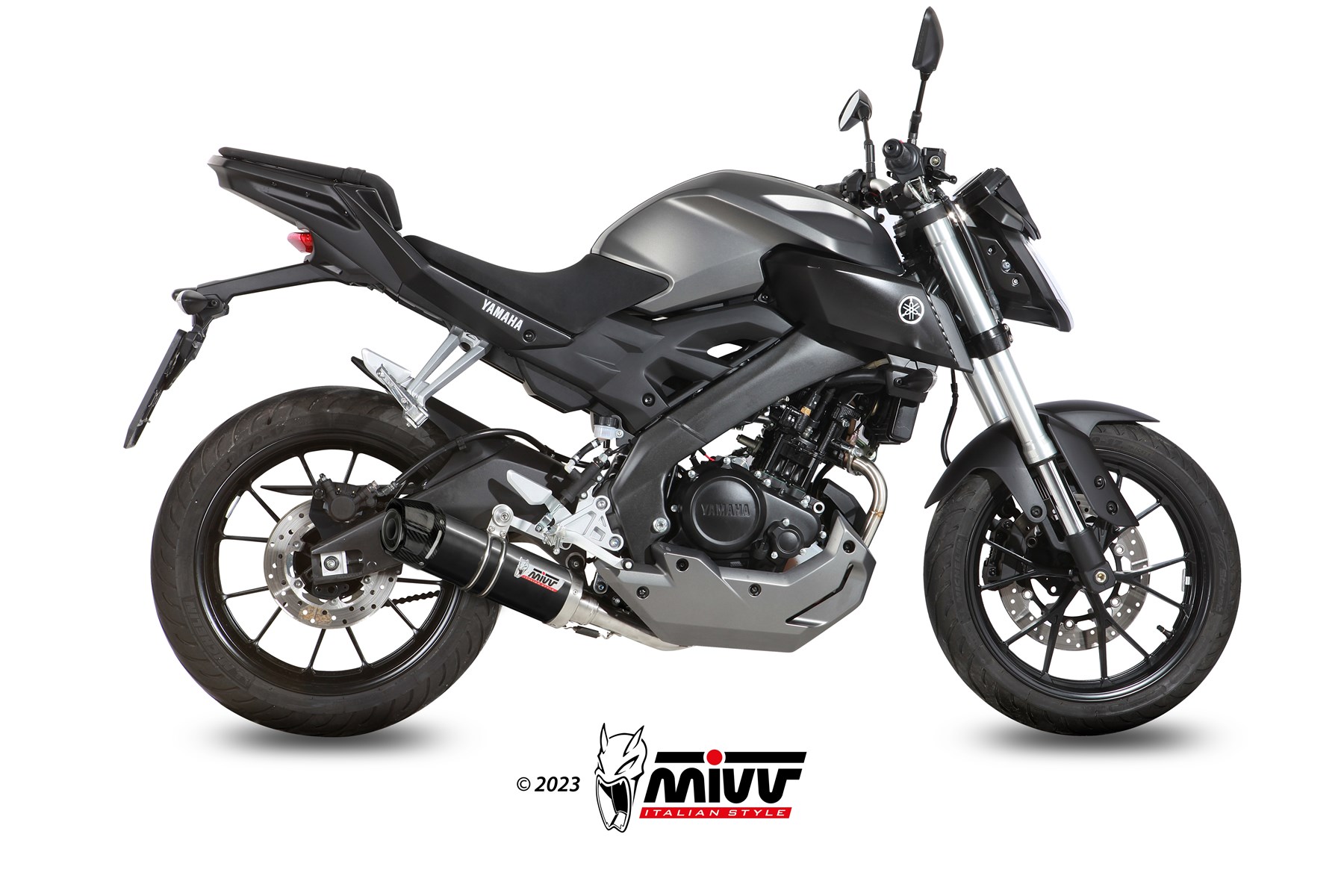 mivv-gp-y-047-lxbc-slip-on-black-moon-per-yamaha-yzf-r125-2014-2018 image 2